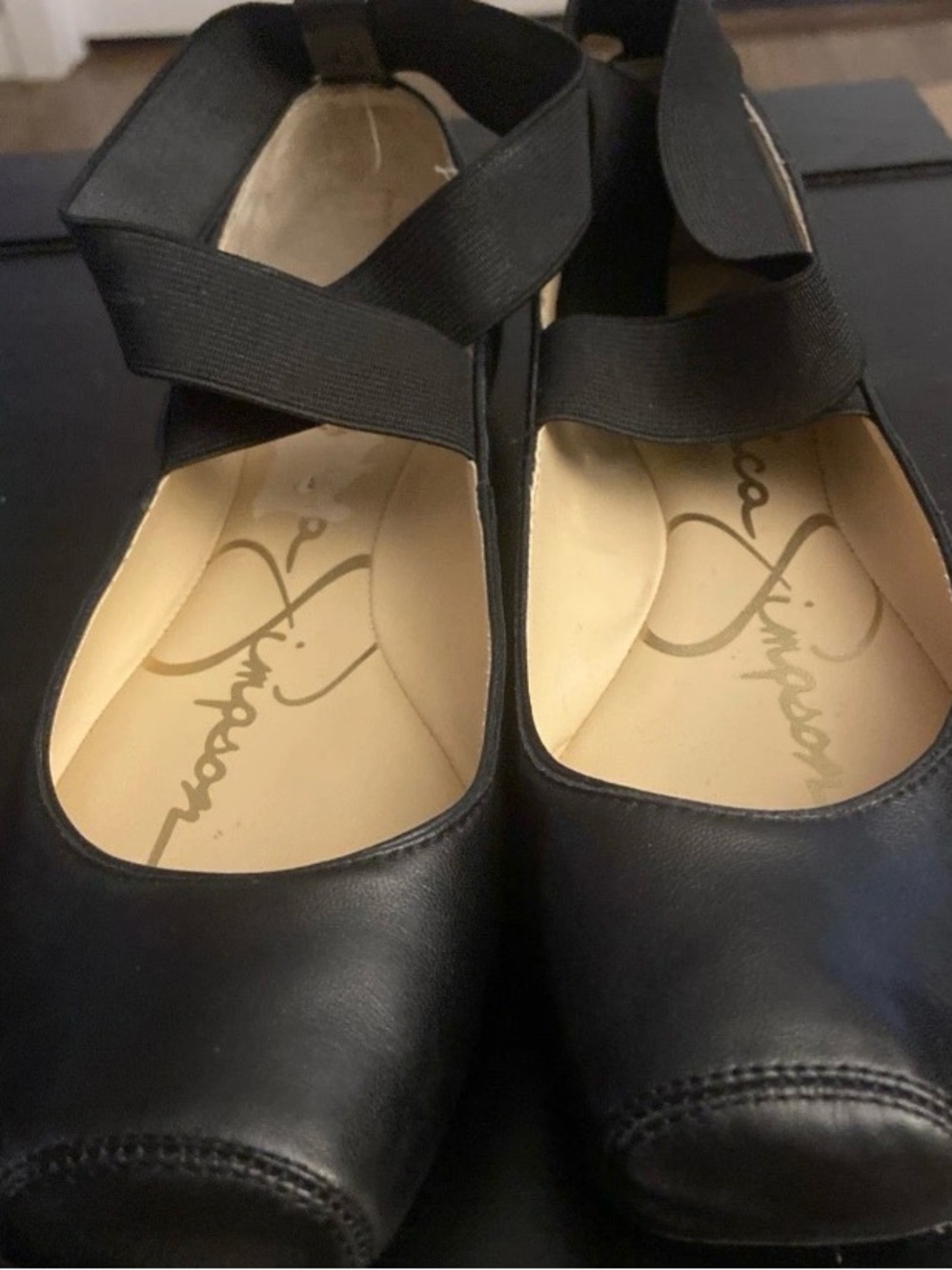 Jessica Simpson Black Women's Elastic Strap Flats